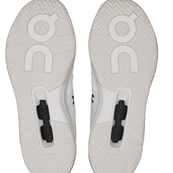 New Authentic On Men’s The Roger Clubhouse Pro Men’s 10 or Women’s 11.5 - Picture 3 of 10